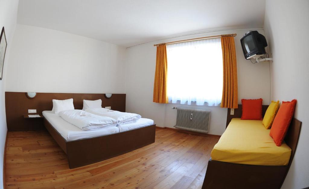Gaestehaus Obwexer Matrei in Osttirol Chambre photo